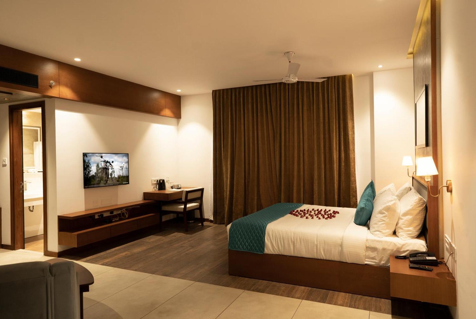 Gokulam Park Guruvayur 호텔 외부 사진